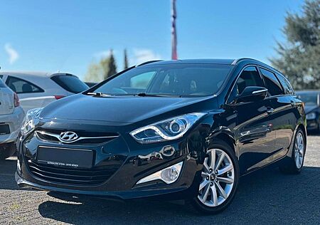 Hyundai i40 2.0 CW AUTOMATIK "Premium"
