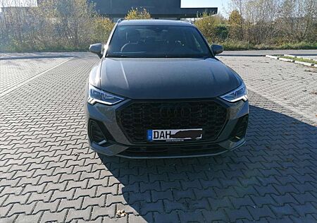 Audi Q3 45 TFSI quattro S tronic S line *Volleder*