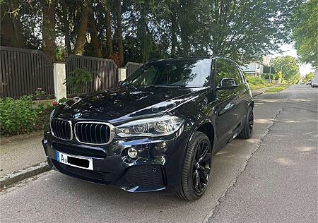BMW X5 xDrive30d M Sport AHK HuD eSitze Scheckheftgep