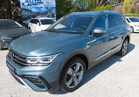 VW Tiguan Allspace Volkswagen Elegance 4Motion IQ Light