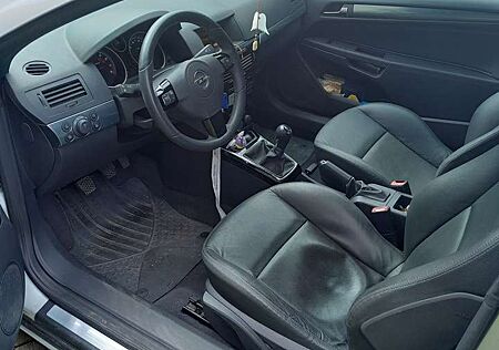 Opel Astra Twin Top 1.8 Cosmo