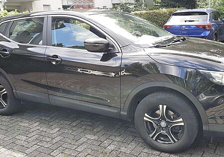 Nissan Qashqai 1.2 DIG-T, Unfallfrei ,1 Hand, Scheck