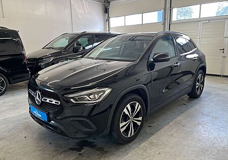 Mercedes-Benz GLA 200 d Progressive*Night-Paket*AHK*SpurH*SHZ Night LM P