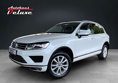 VW Touareg Volkswagen 3,0 TDI 4M NAVI-KAMERA-PANORAMA-AHK-LED