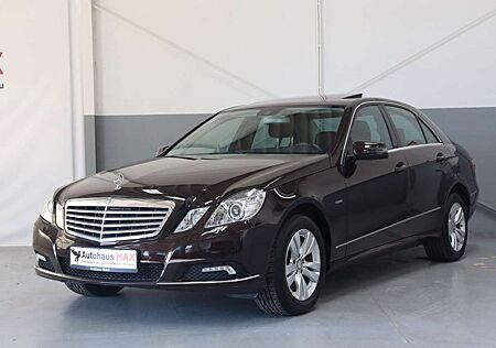 Mercedes-Benz E 250 CGI BlueEfficiency~StandHZ~Schiebedach~PDC