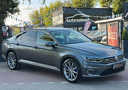 VW Passat Volkswagen *GTE*Aut.*LED*Navi*Standheizung*Virtual*