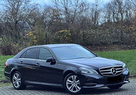 Mercedes-Benz E 220 CDI BlueEfficiency (212.002) Rechtslenker!!