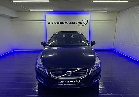 Volvo V60 Summum Aut. ACC XENO NAVI SPUR AHK SHD LEDER