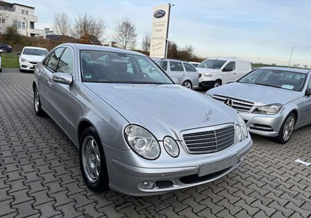 Mercedes-Benz E 200 Kompressor** Neue Inspektion**aus 1. Hand!