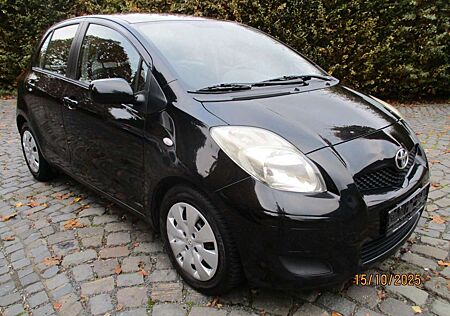 Toyota Yaris Sol Inspektion & TÜV/AU NEU