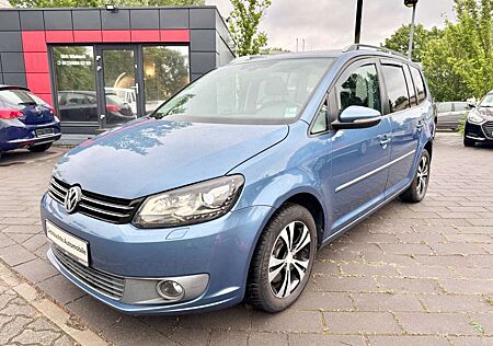 VW Touran Volkswagen Highline,Automatik,Xenon,7-Sitze,Hängerku