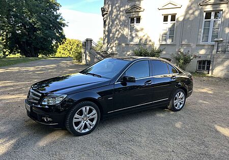 Mercedes-Benz C 180 Kompressor BlueEFFICIENCY