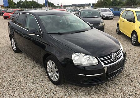 VW Jetta Volkswagen Comfortline,Navi,Sitzheiz.,Regensens. usw.Tüv Neu!