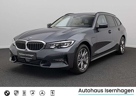 BMW 330 e Sport Line Kamera ACC DAB Panorama Alarm