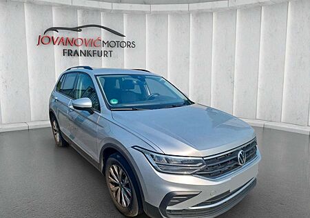 VW Tiguan Volkswagen 2.0 TDI Life DSG*60