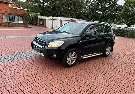 Toyota RAV 4 2.0 4x4