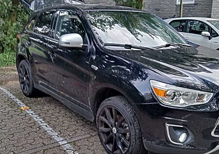 Mitsubishi ASX 2.2 DI-D 4WD Automatik Diamant Edition
