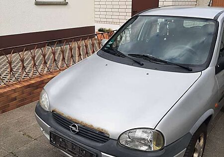 Opel Corsa 16V City