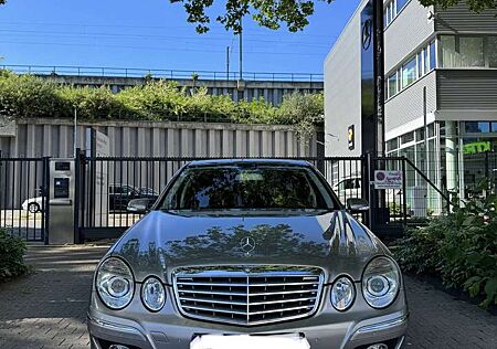 Mercedes-Benz E 200 Kompressor Automatik Elegance