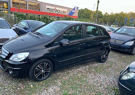 Mercedes-Benz B 180 B-Klasse180.2Hand+Klima+Neu TÜV+1Jahar Garantie