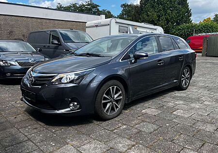 Toyota Avensis Kombi Edition 2,0 D4D*Navi*Rückfahrkamer