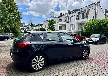 Opel Astra 1.6 Selection