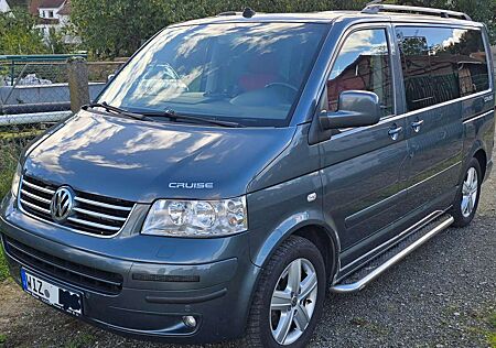 VW T5 Multivan Volkswagen Transporter T5 TDI Cruise Autm.