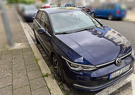VW Golf Volkswagen 1.5 eTSI OPF DSG CHKHFT*GARANTIE*AHK*StHeiz*