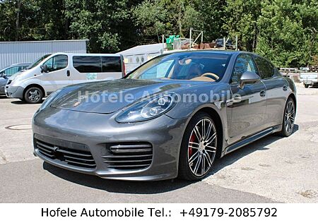 Porsche Panamera Turbo**ACC/LEDER/BOSE/DAB+/360°*