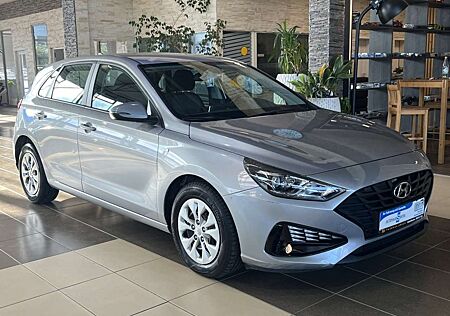 Hyundai i30 Select Mild-Hybrid*CarPlay*SHZ*R-Cam*DAB+*