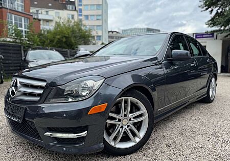 Mercedes-Benz C 300 C300 4MATIC BE AVANTGARDE/AMG-STYLE/AUT/NAVI/SHZ