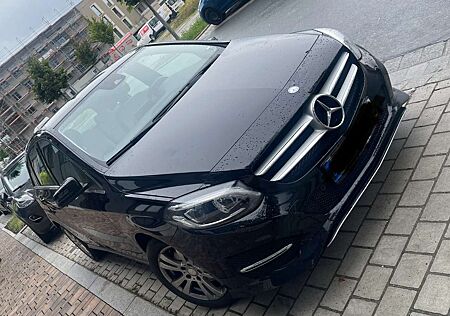 Mercedes-Benz B 180 Edition B (246.242)
