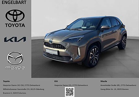 Toyota Yaris Cross Hybrid Team D Navi Kamera LED Apple CarPlay