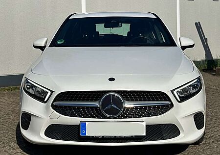 Mercedes-Benz A 180 (177.084)