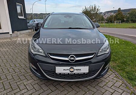 Opel Astra J Sports Tourer Sport/Ahk/Bi-Xenon/Navi