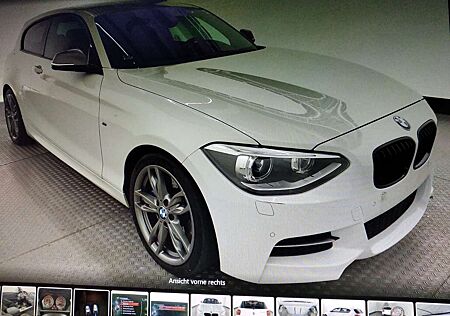 BMW 135 i xDrive Sportaut. M-Performance Vollaust.!