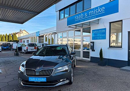 Skoda Superb Combi *AHK/SHZ/ACC/PDC*