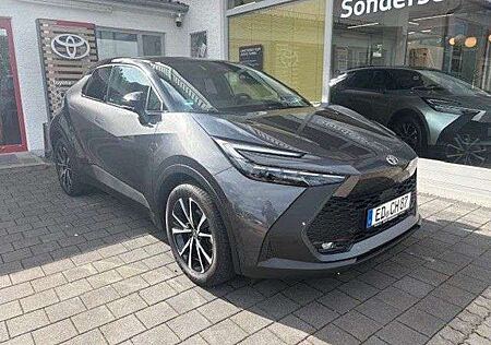 Toyota C-HR 2.0-l-VVT-i Hybrid Team Deutschland