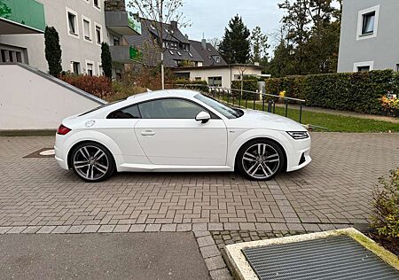 Audi TT Roadster 2.0 TDI ultra