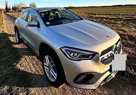 Mercedes-Benz GLA 200 7G-DCT Edition 2021
