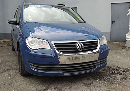 VW Touran Volkswagen 1.9 TDI DPF Blue Motion Conceptline(1_Hand)7Sitze