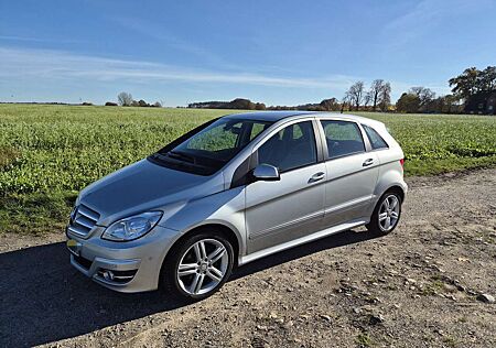 Mercedes-Benz B 200 Autotronic