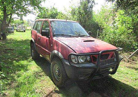 Nissan Terrano II 2.4 Sport