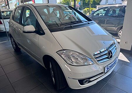 Mercedes-Benz A 160 Elegance Automatik Park-Assistent 1.Hand