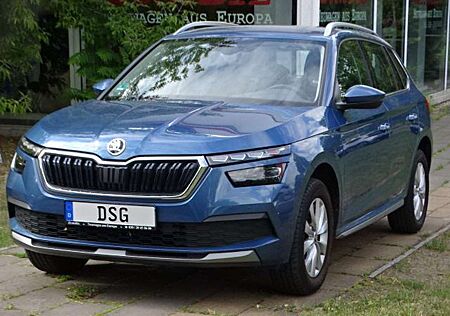 Skoda Kamiq DSG Style // ECC+behzb.Frontsch+el.HeKl+LED+PDC...