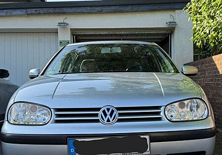 VW Golf Volkswagen 1.6 16V