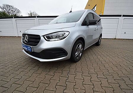 Mercedes-Benz Citan Kombi 113 erst 8.745 Km 2x Schiebe 5xSitze