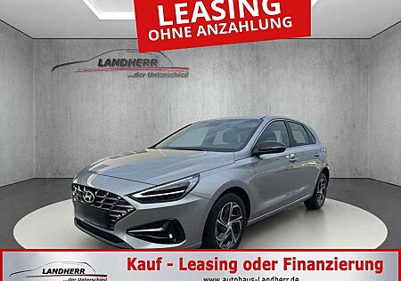 Hyundai i30 1.5 T-GDI Play //LED/Kamera/SHZ/LKH
