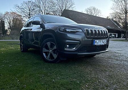 Jeep Cherokee 2.2 MJ II Automatik Limited