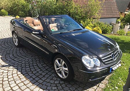 Mercedes-Benz CLK 200 CLK+Cabrio+200+Kompressor+Automatik+Avantgarde